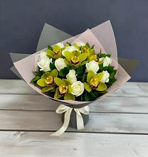 Букет цветов из:  Орхидеи и Розы в Гиагинском