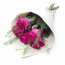 Букет цветов из:  Розы в Гиагинском