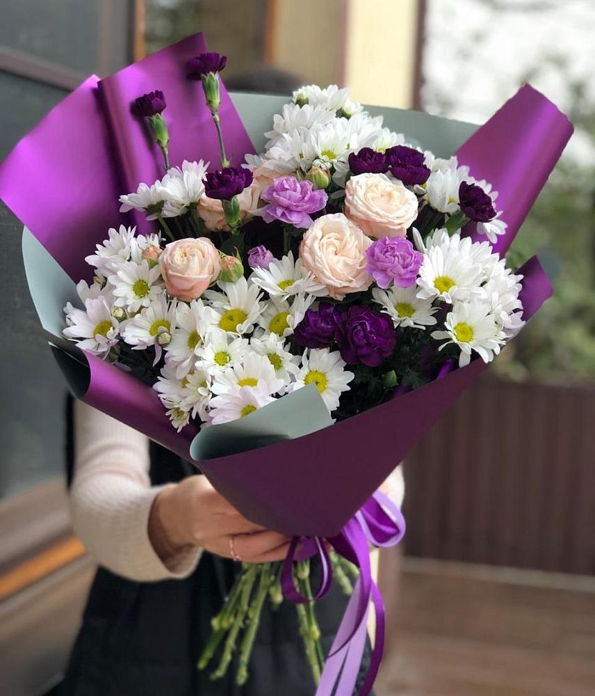 Букет цветов из: Хризантемы, Гвоздики и Розы в Гиагинском