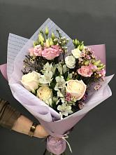 Букет цветов из:  Альстромерии, Розы и Лизиантусы #REPLACE_PRED# Гиагинском