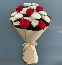 Букет цветов из:  Розы и Хризантемы в Гиагинском