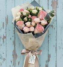 Букет цветов из:  Розы в Гиагинском