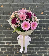 Букет цветов из:  Герберы и Хризантемы в Гиагинском