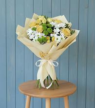 Букет цветов из:  Хризантемы и Розы #REPLACE_PRED# Гиагинском