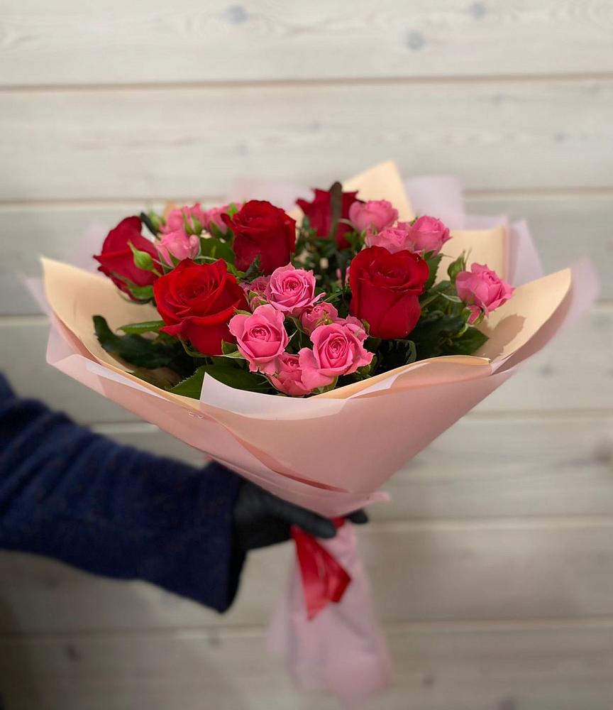 Букет цветов из: Розы в Гиагинском