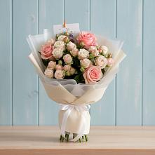 Букет цветов из:  Розы в Гиагинском