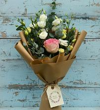 Букет цветов из:  Розы и Лизиантусы #REPLACE_PRED# Гиагинском