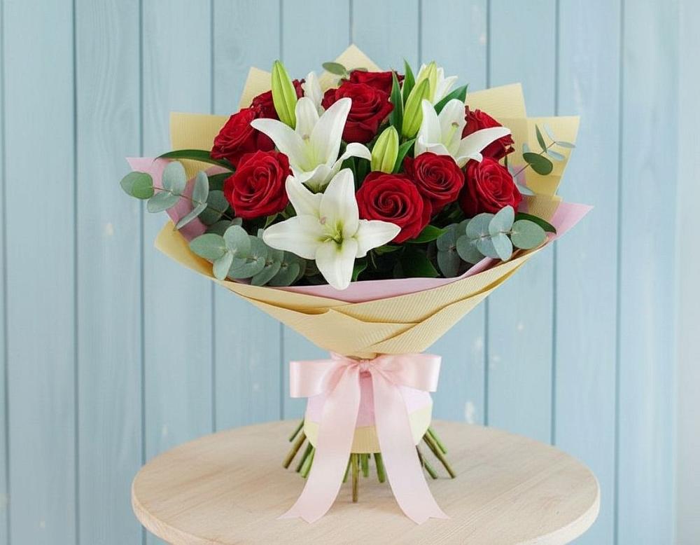 Букет цветов из: Лилии и Розы в Гиагинском